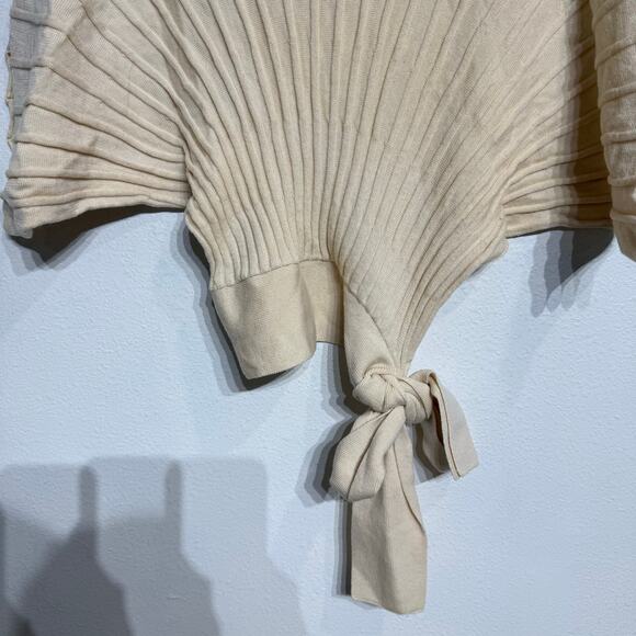 Club Monaco Cream Dolman Short Sleeve Side Tie Sweater Sz S - Picture 4 of 11
